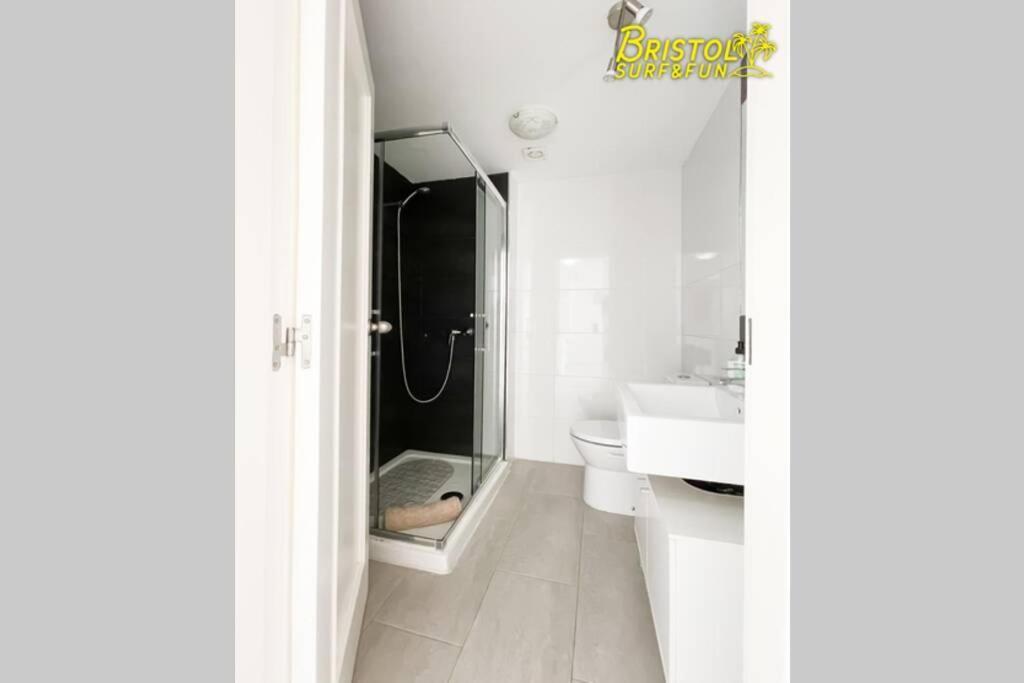 B-Rent Bristol Beach Surf & Fun คอร์ราเลโฮ ภายนอก รูปภาพ